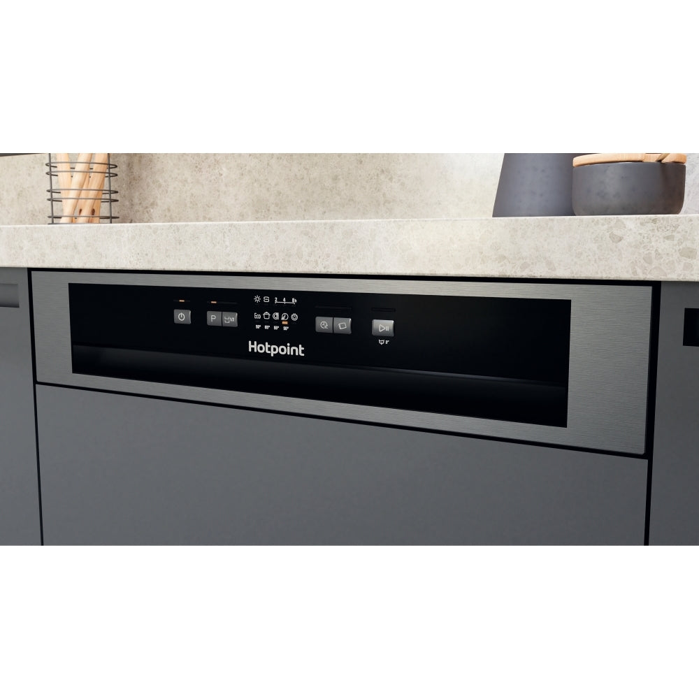 Hotpoint H3BL626XUK 14 Place Settings Semi Integrated Dishwasher