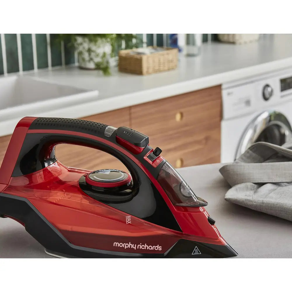 Morphy Richards 303250 EasyCharge Cordless Steam Iron, Red - 43927319871711 