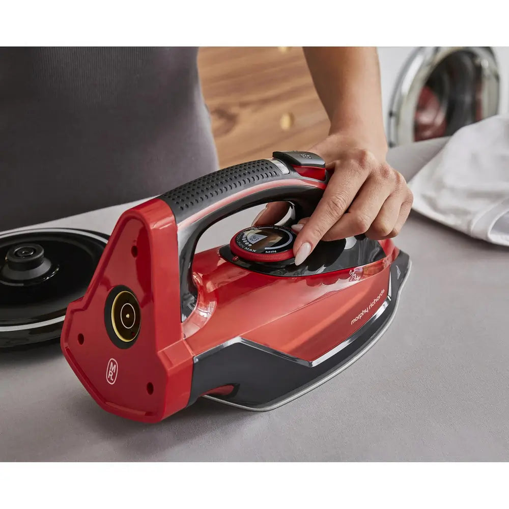 Morphy Richards 303250 EasyCharge Cordless Steam Iron, Red - 43927319838943 