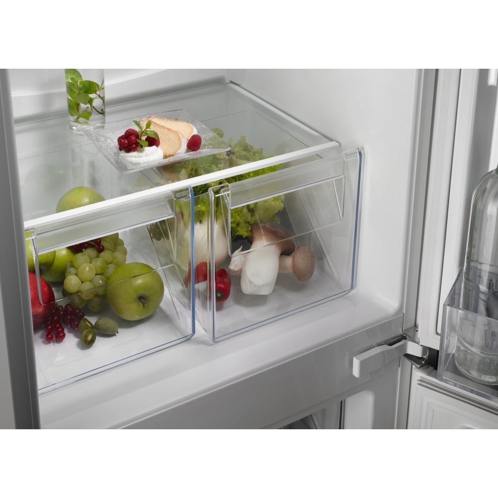 AEG OSC5S185ES Fully Integrated 50/50 Fridge Freezer Low Frost with Sliding Hinge,E Rated - 43724664733919 