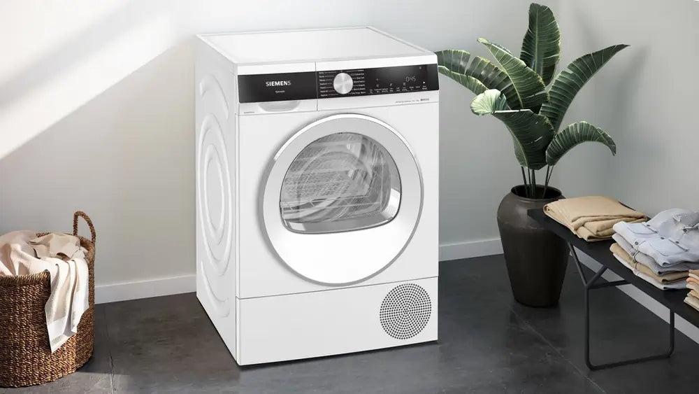 Siemens WQ45G2D2GB 9kg Heat Pump Tumble Dryer, White - 43573990424799 