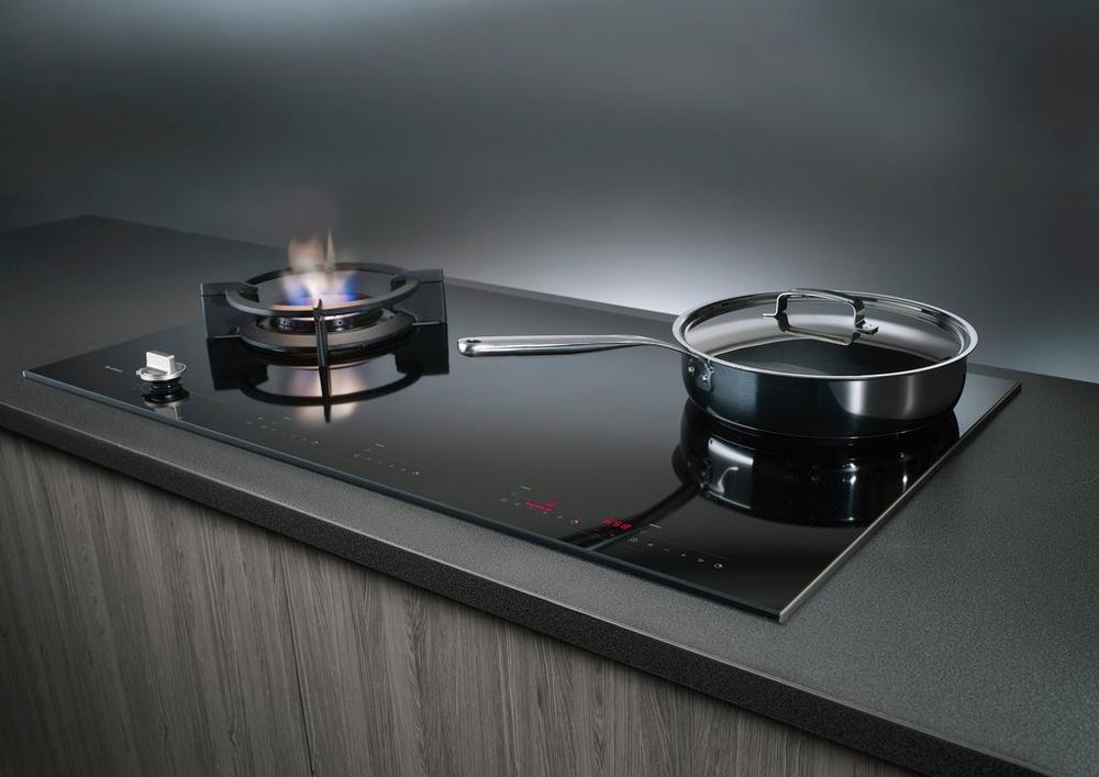 ASKO HIG1995AB 93cm Induction Hob - Black Glass | Atlantic Electrics - 39477725561055 