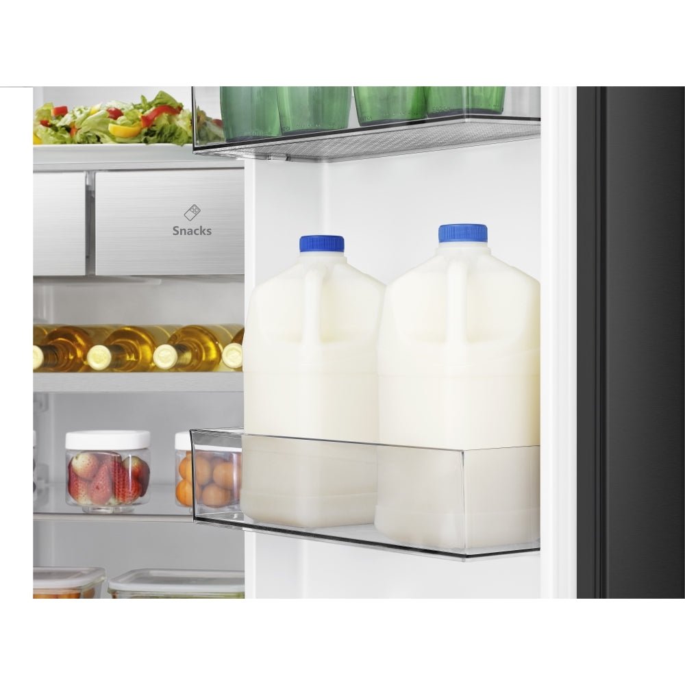 Hisense RS818N4IFE Wifi Plumbed Total No Frost American Fridge Freezer Black Stainless Steel | Atlantic Electrics