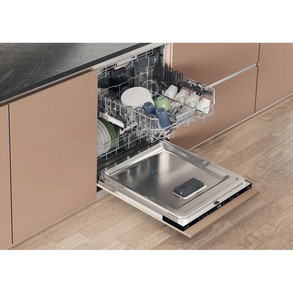 Hotpoint H8IHT59LSUK 14 place settings Built-In Fully Integrated Dishwasher - Black | Atlantic Electrics