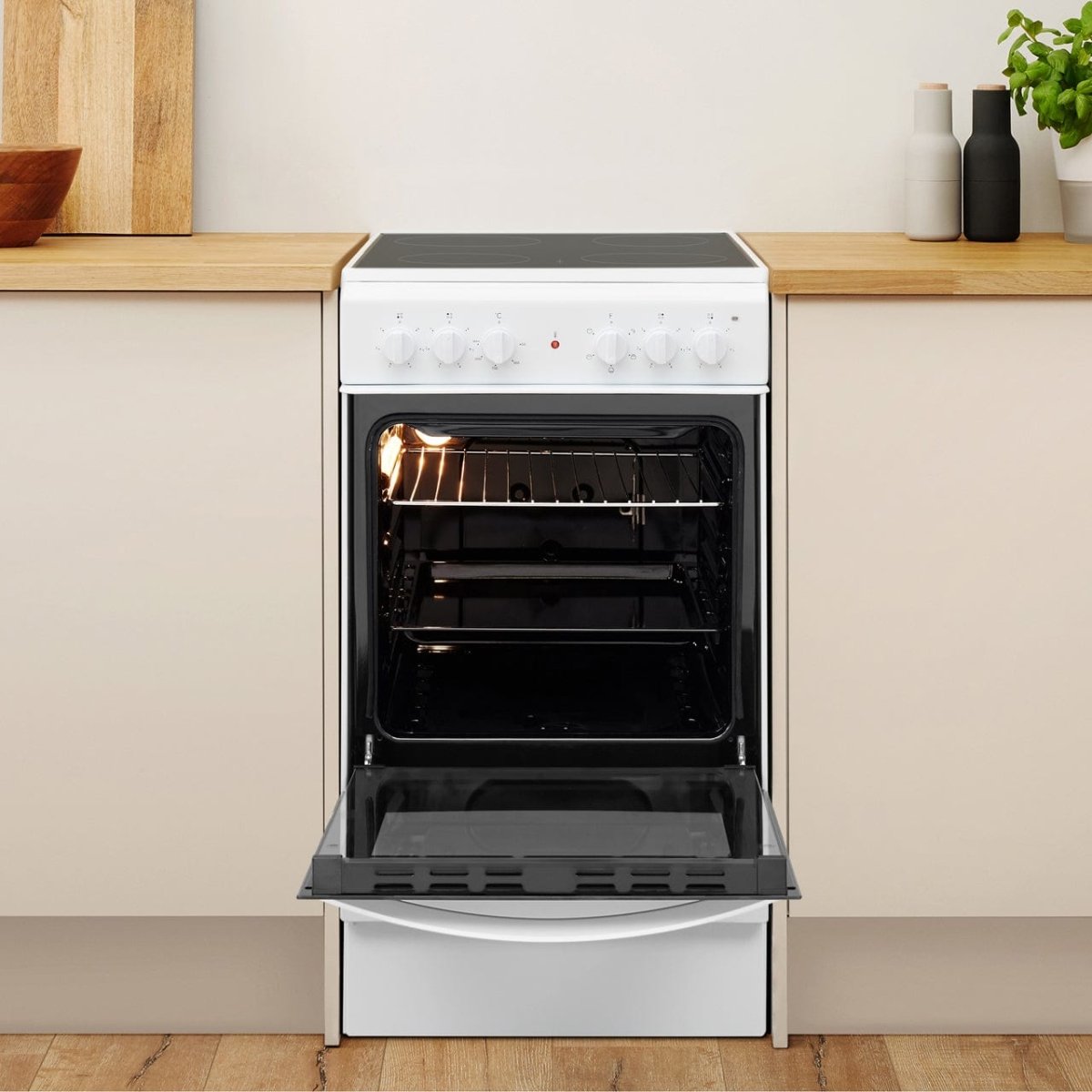 Indesit electric deals cooker white