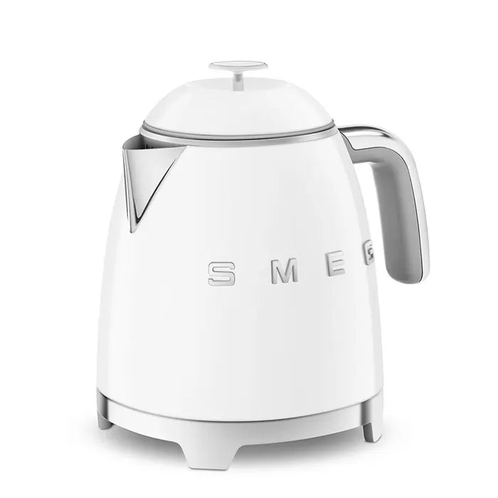 Smeg KLF05WHUK 0.8L Mini Kettle White, Retro 50's Style, Anti-Slip Base, Auto Shut Off, 1400W | Atlantic Electrics - 40179411714271 