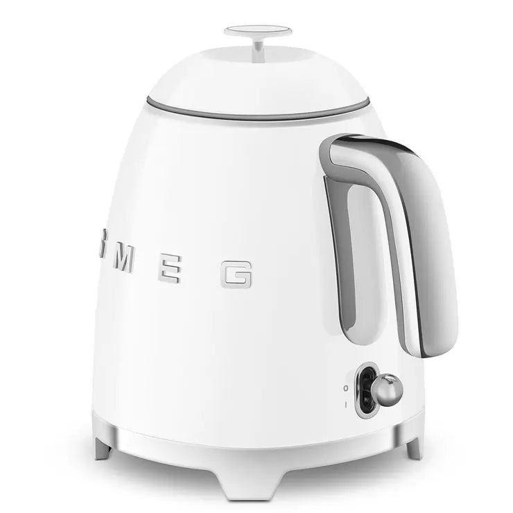 Smeg KLF05WHUK 0.8L Mini Kettle White, Retro 50's Style, Anti-Slip Base, Auto Shut Off, 1400W | Atlantic Electrics - 40179411845343 